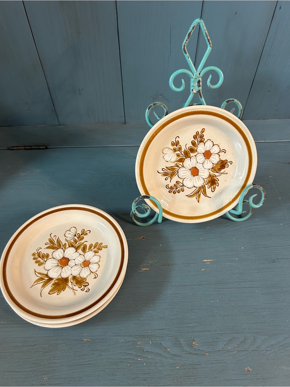 Vintage 1970’s Mountain Wood Collection Brown Floral Stoneware Plates - Set of 4